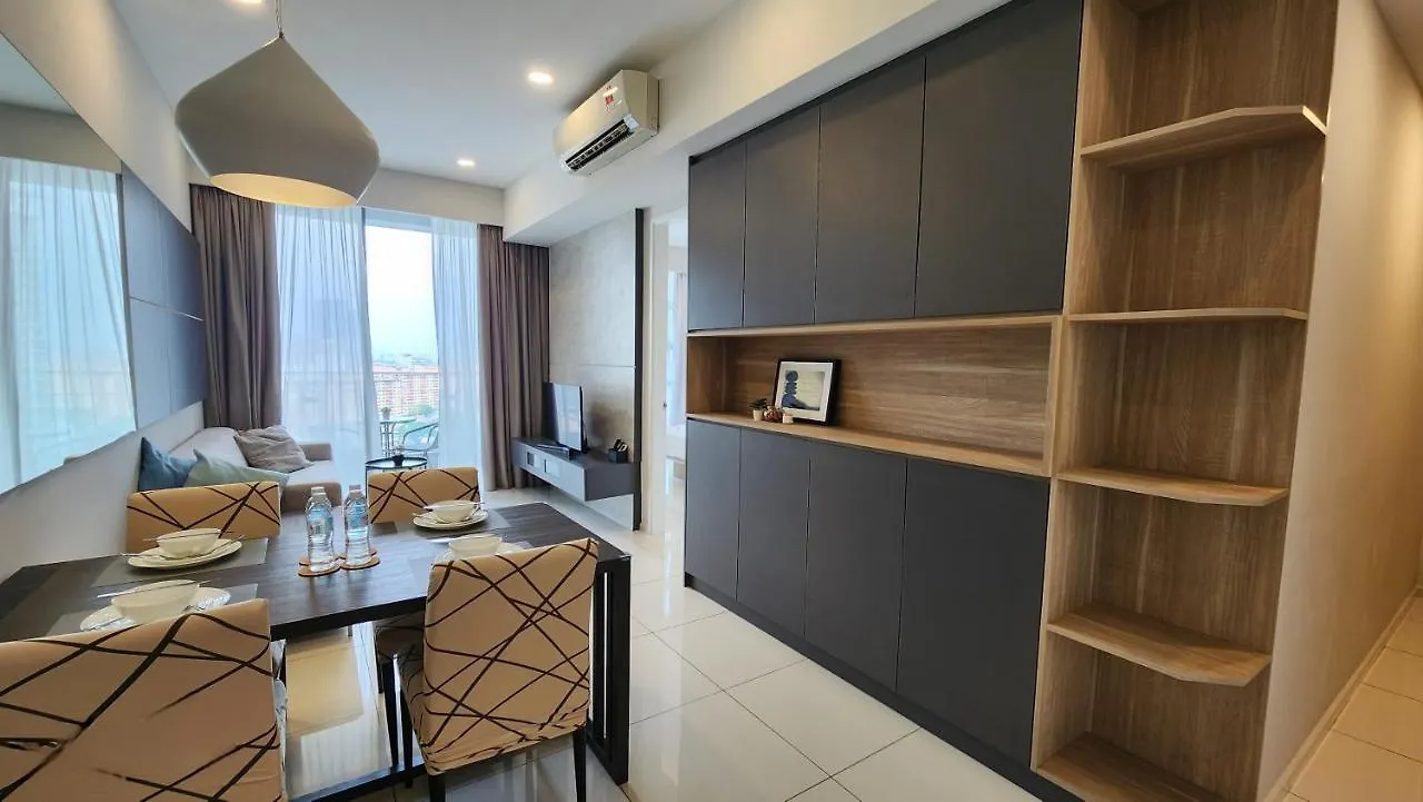 Balcony Unit @ Robertson Residence 18F 吉隆坡 公寓