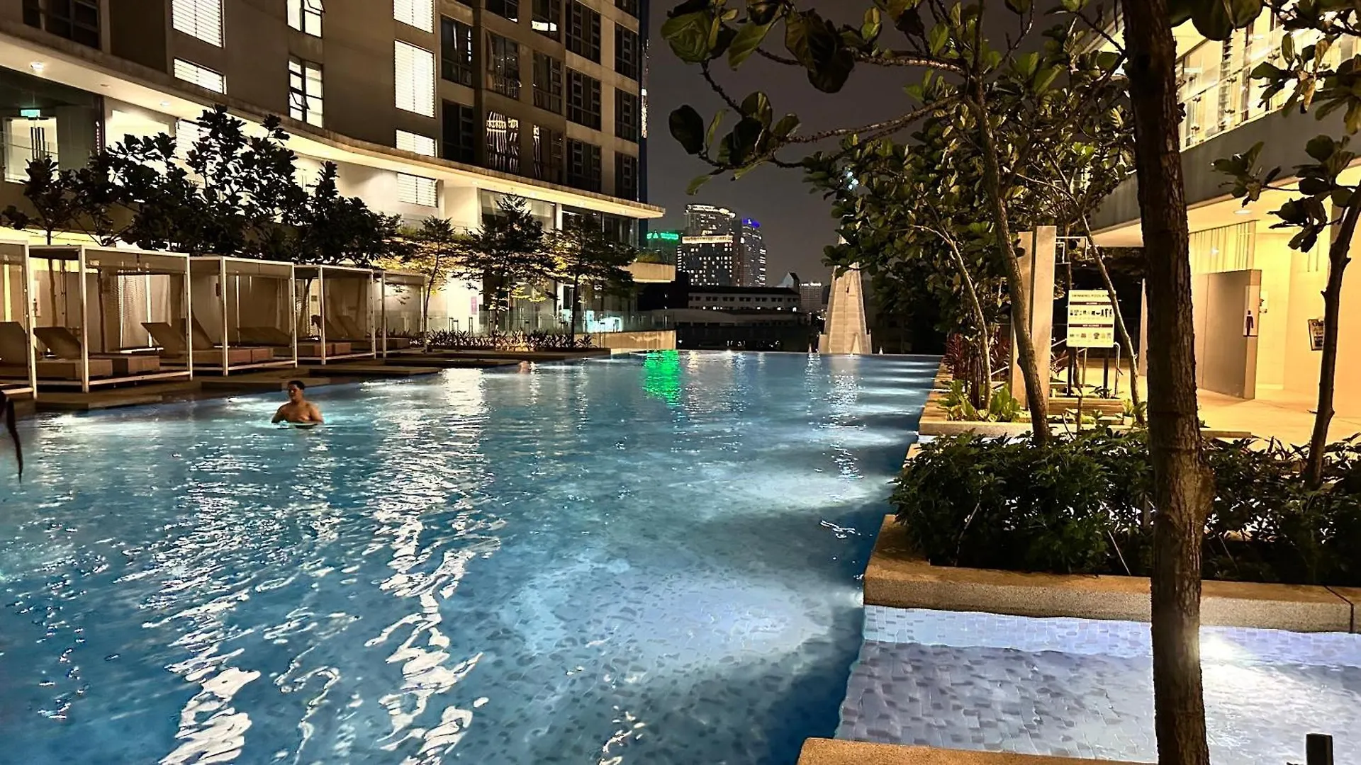 Balcony Unit @ Robertson Residence 18F 吉隆坡 公寓